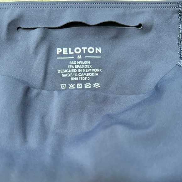 Peloton | Essential Tulip Hem Leggings, Size Medium - Picture 4 of 7